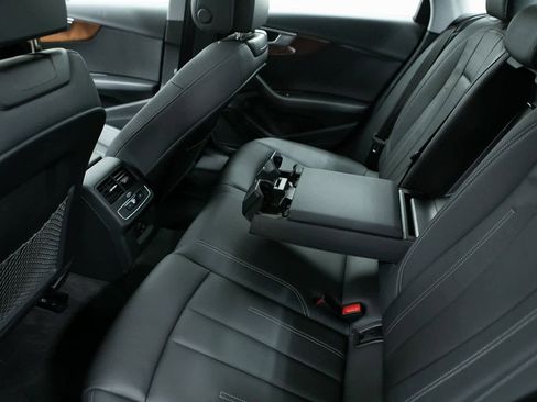 Used 2023 Audi A4 2.0T Premium w/ Convenience Package image 28