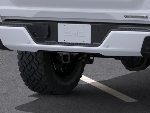 New 2026 GMC Canyon Elevation w/ Convenience Package AWD/4WD image 14
