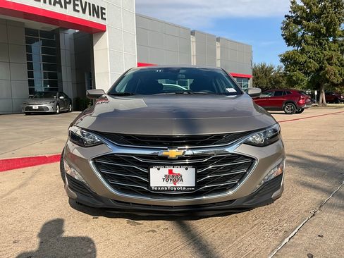 Used 2024 Chevrolet Malibu LT image 4