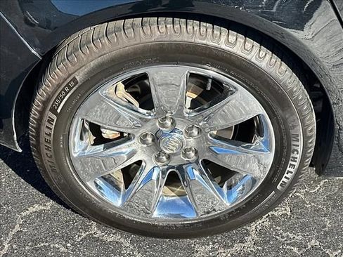 Used 2017 Buick Regal Premium w/ Driver Confidence Package #1 FWD image 35