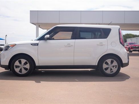 Used 2016 Kia Soul image 7