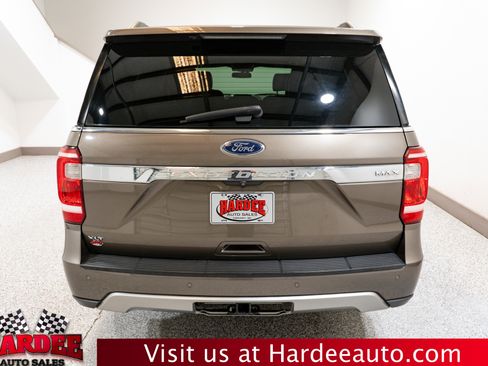 Used 2018 Ford Expedition Max XLT w/ Equipment Group 202A image 4