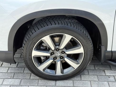 Used 2023 Honda Pilot Elite image 42