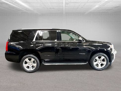 Used 2018 Chevrolet Tahoe Premier AWD/4WD image 5
