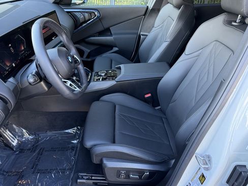 Used 2025 BMW X3 xDrive30i w/ M Sport Package image 21