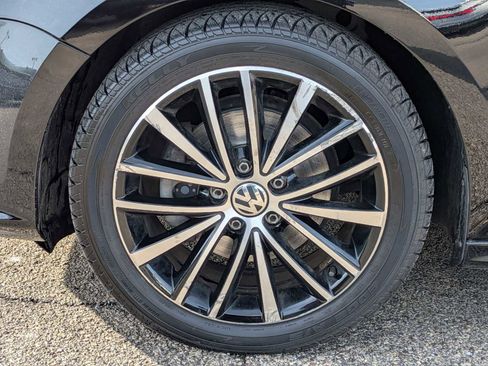 Used 2016 Volkswagen Jetta Sport image 14