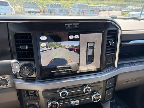 New 2026 Ford F250 Platinum w/ Platinum Plus Package AWD/4WD image 3