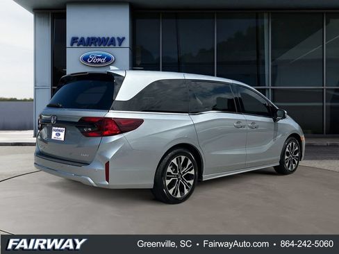 Used 2025 Honda Odyssey Elite image 7