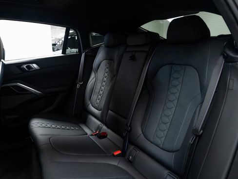 Used 2024 BMW X6 M Competition image 22