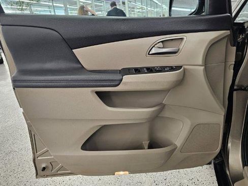 Used 2013 Honda Odyssey EX image 28