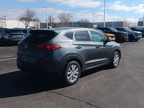 Used 2019 Hyundai Tucson SE image 4
