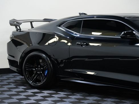 Used 2020 Chevrolet Camaro ZL1 RWD image 14