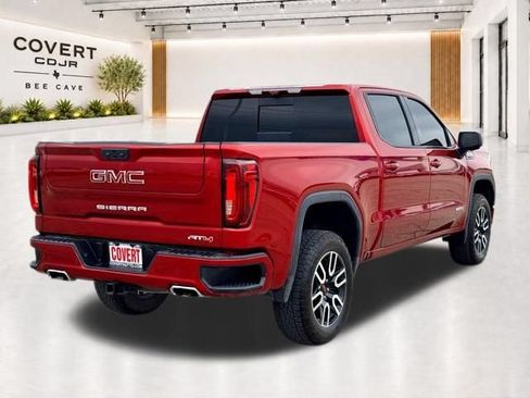 Used 2024 GMC Sierra 1500 AT4 w/ Technology Package AWD/4WD image 5