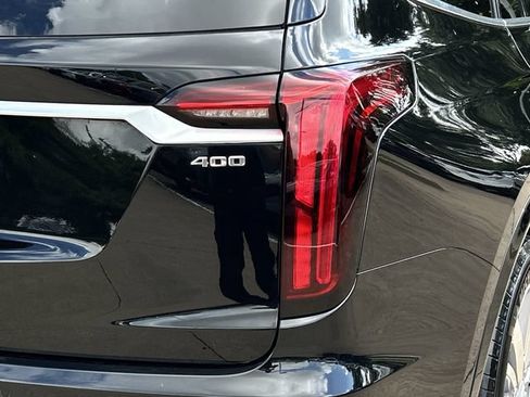 Used 2024 Cadillac XT6 Premium Luxury AWD/4WD image 8