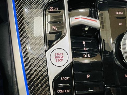 Used 2025 BMW X5 M60i w/ Parking Assistance Package image 24