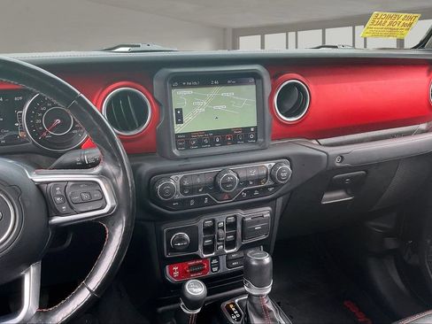 Used 2020 Jeep Gladiator Rubicon AWD/4WD image 10