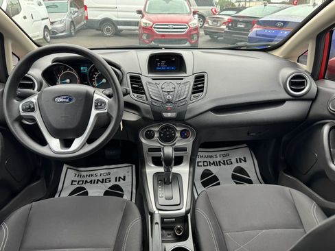 Used 2019 Ford Fiesta SE FWD image 32