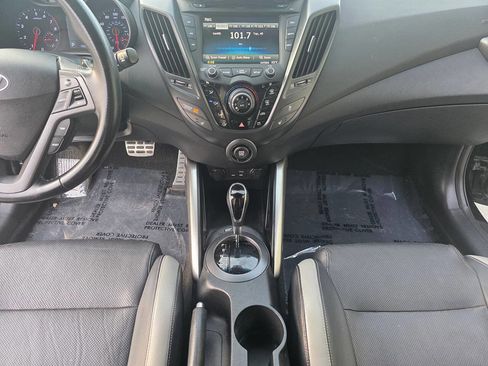 Used 2016 Hyundai Veloster Turbo image 38