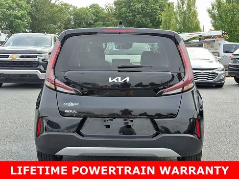 Used 2023 Kia Soul LX w/ Option Group 015 image 6