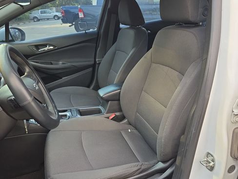Used 2019 Chevrolet Cruze LT w/ RS Package FWD image 15