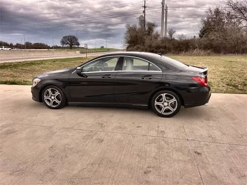 Used 2014 Mercedes-Benz CLA 250 4MATIC image 4