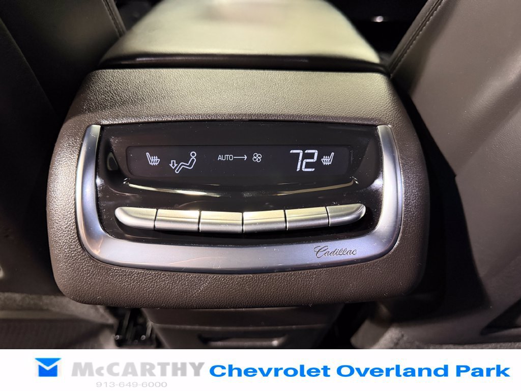 Used 2022 Cadillac XT6 Sport w/ Platinum Package AWD/4WD image 31