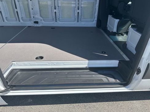 Used 2026 Mercedes-Benz Sprinter 2500 image 35