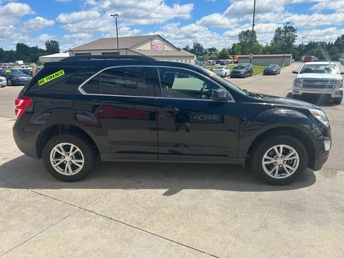 Used 2017 Chevrolet Equinox LT w/ Convenience Package FWD image 4