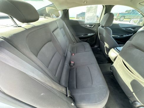 Used 2018 Chevrolet Malibu LS image 26