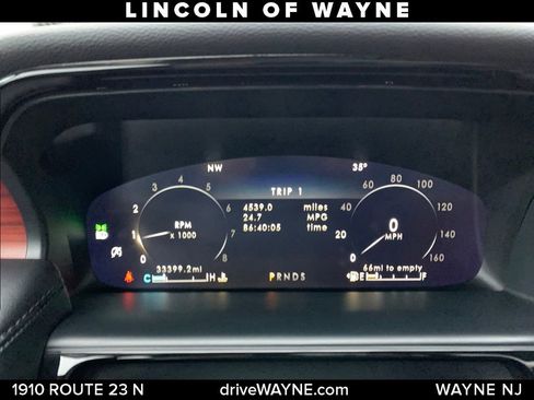 Certified 2022 Lincoln Nautilus Reserve image 16