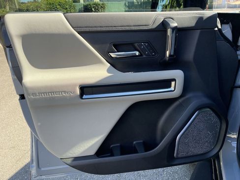 New 2026 GMC Hummer EV SUV image 22
