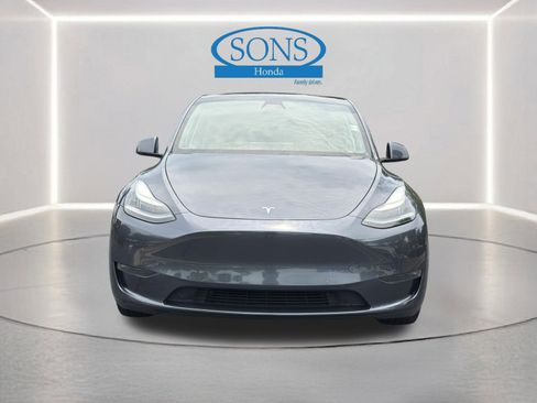 Used 2021 Tesla Model Y Long Range AWD/4WD image 28