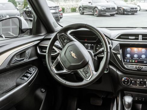 Used 2023 Chevrolet TrailBlazer ACTIV w/ Sun and Liftgate Package image 21