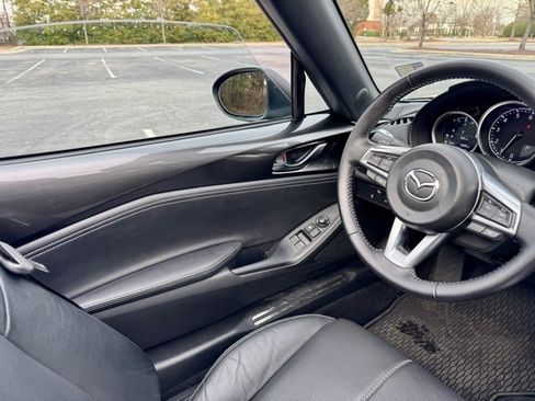 Used 2024 MAZDA MX-5 Miata Grand Touring w/ Weather Package image 22