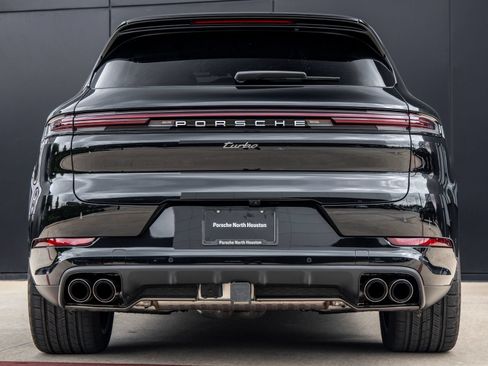 New 2025 Porsche Cayenne Turbo AWD/4WD image 10