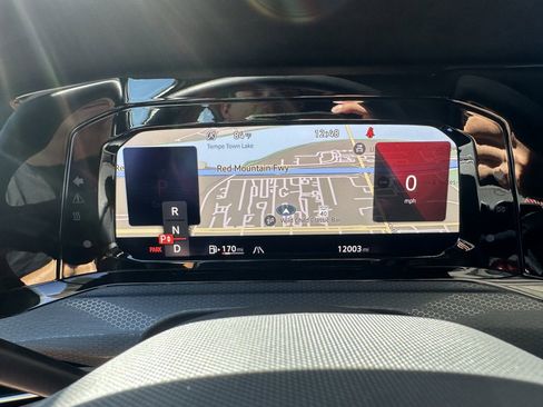 Used 2024 Volkswagen GTI SE image 18