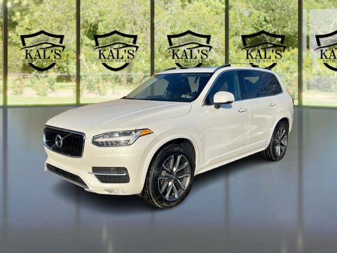 Used 2019 Volvo XC90 T6 Momentum w/ Advanced Package image 1