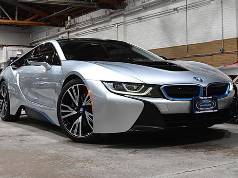 Used 2016 BMW i8 AWD/4WD image 2