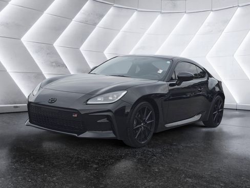 Used 2022 Toyota GR86 Premium image 6