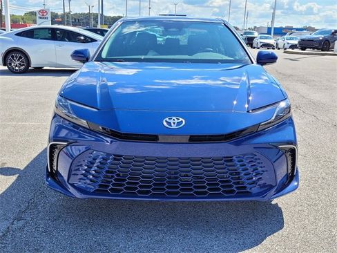 Used 2025 Toyota Camry XSE image 2