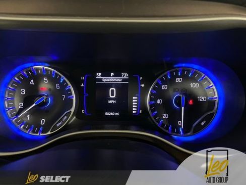 Used 2023 Chrysler Voyager LX FWD image 13