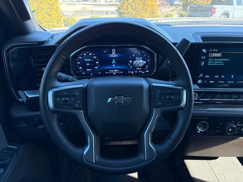 Used 2024 Chevrolet Silverado 1500 RST image 16