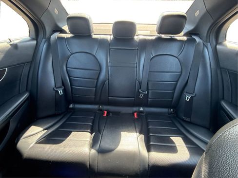 Used 2018 Mercedes-Benz C 300 4MATIC Sedan image 12