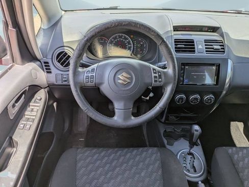 Used 2008 Suzuki SX4 AWD Hatchback image 17