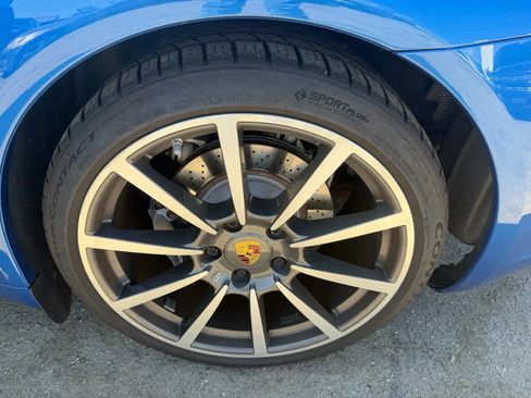 Used 2015 Porsche 911 Carrera image 32