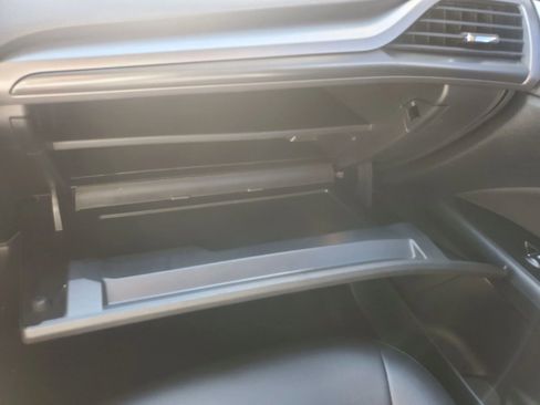 Used 2017 Ford Fusion SE w/ Equipment Group 201A image 39