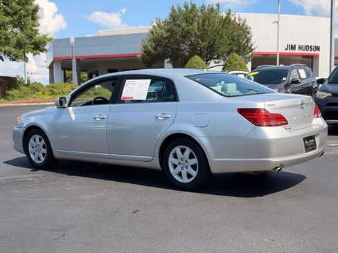 Used 2009 Toyota Avalon XL FWD image 14