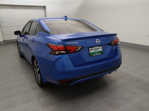 Used 2020 Nissan Versa SR FWD image 5