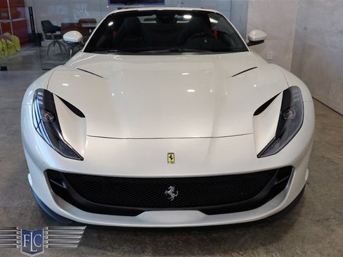 Used 2021 Ferrari 812 GTS RWD image 7