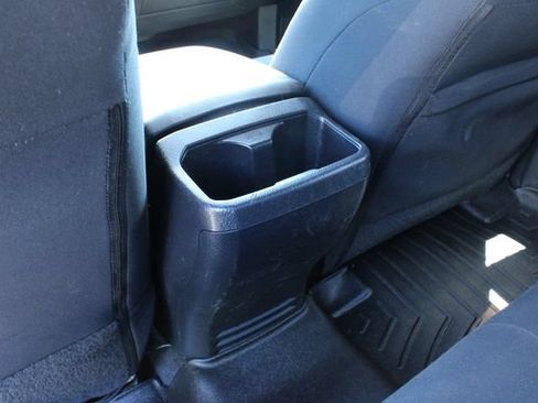 Used 2017 Toyota Tacoma TRD Off-Road AWD/4WD image 31